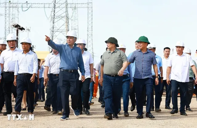 Thủ tướng: Sớm hoàn thành toàn bộ đường dây 500 kV mạch 3 với chất lượng tốt nhất - Ảnh 1.