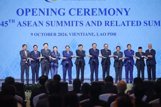 Thủ tướng Phạm Minh Chính dự phiên khai mạc Hội nghị cấp cao ASEAN - Ảnh 6.