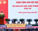 Ban Chấp hành Trung ương Đảng xem xét về công tác cán bộ