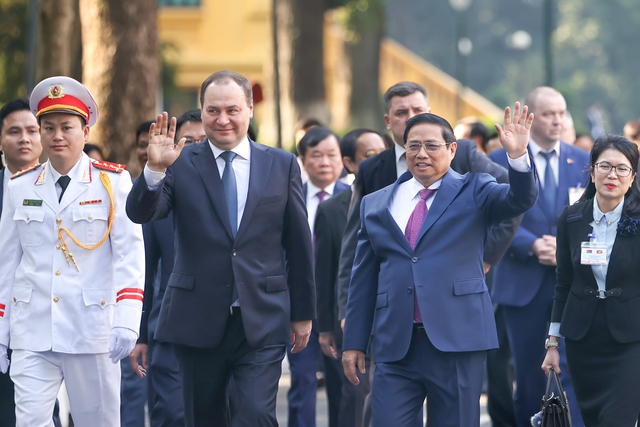 Thủ tướng Phạm Minh Chính chủ trì lễ đón, hội đàm với Thủ tướng Belarus - Ảnh 6.