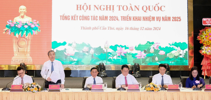 Hội nghị toàn quốc tổng kết công tác tuyên giáo năm 2024 - Ảnh 1.