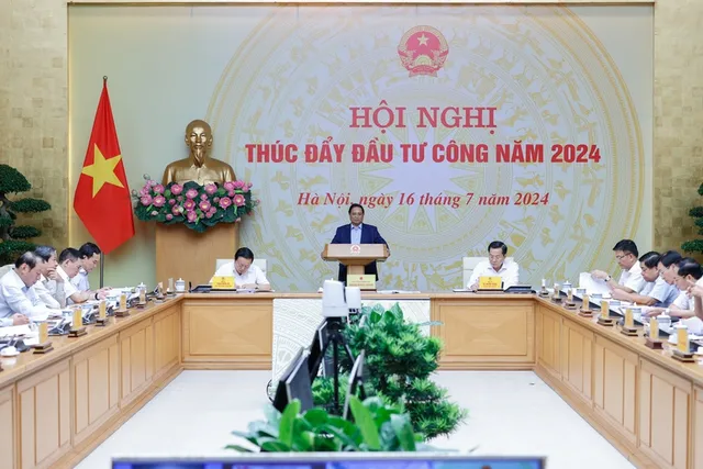 5 quyết tâm, 5 bảo đảm để thúc đẩy giải ngân, sử dụng hiệu quả nhất nguồn vốn gần 670 nghìn tỷ đồng - Ảnh 1.