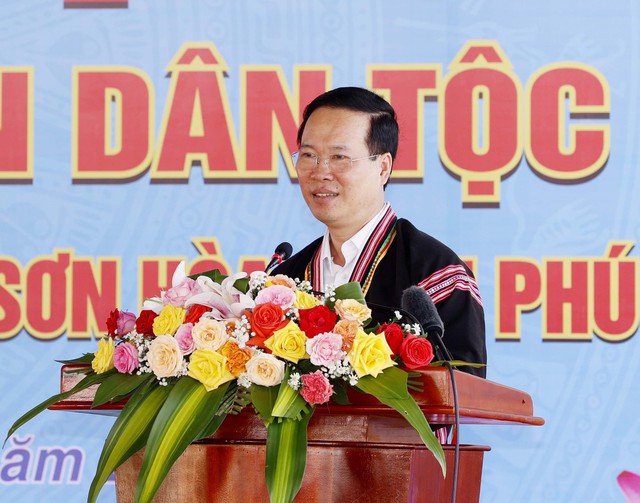 Chủ tịch nước Võ Văn Thưởng dự Ngày hội Đại đoàn kết toàn dân tại Phú Yên - Ảnh 1.