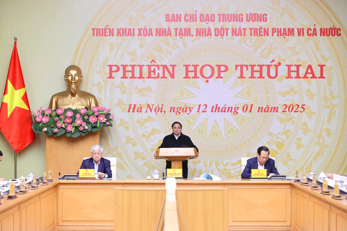 Thủ tướng: Phải cập nhật hằng ngày kết quả xóa nhà tạm, nhà dột nát trên cả nước - Ảnh 1.